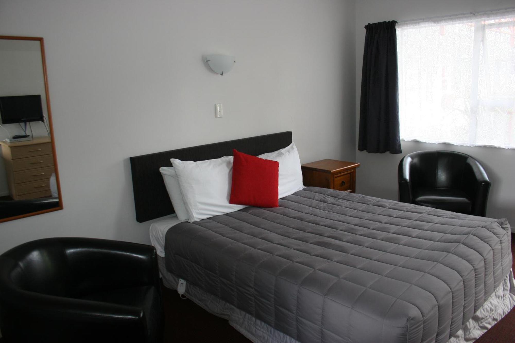 Burgundy Rose Motel Whangarei Exterior foto